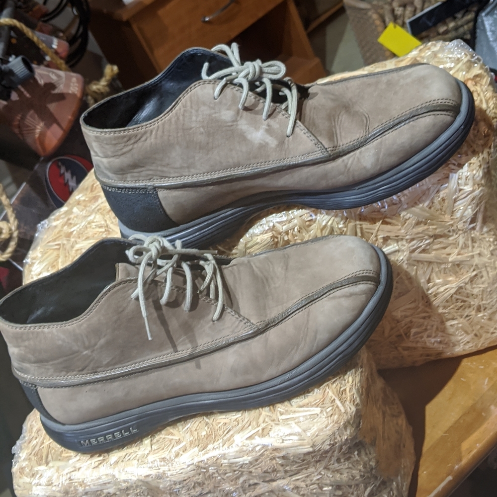 Merrell Boots - Picture 2 of 4